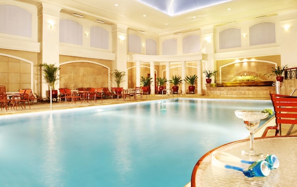 Indoor pool, outdoor pool