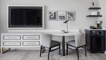 Premium bedding, in-room safe, desk, laptop workspace