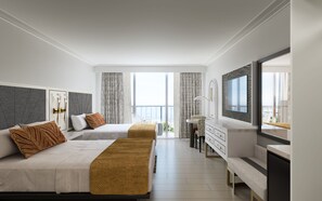Premium bedding, in-room safe, desk, laptop workspace - Cirque St. Armands Beachside (Sarasota)