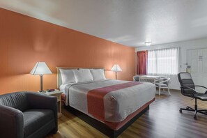 Free cribs/infant beds, rollaway beds, free WiFi, bed sheets - Motel 6 Lordsburg, NM (Lordsburg)