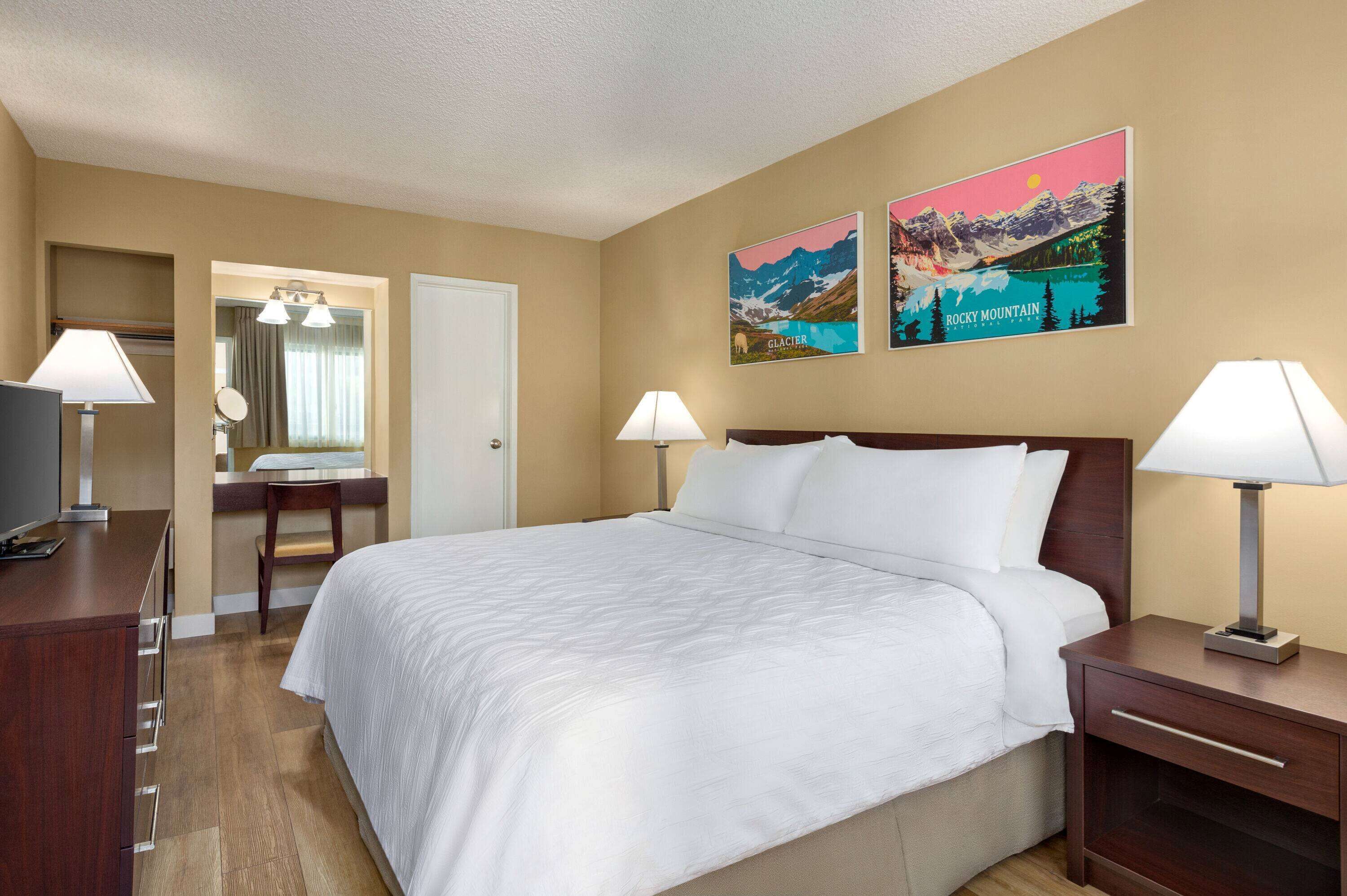 Zimmersafe, Schreibtisch, kostenlose Babybetten, kostenloses WLAN