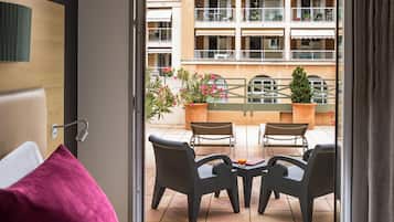Premium bedding, minibar, in-room safe, individually decorated