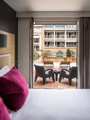 Literie de qualité, minibar, coffre-fort pour ordinateur portable