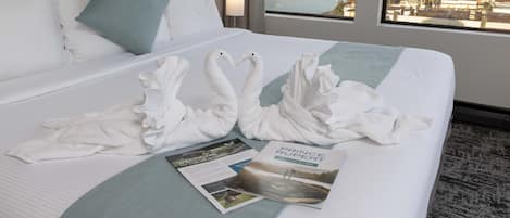 Desk, blackout curtains, iron/ironing board, free WiFi