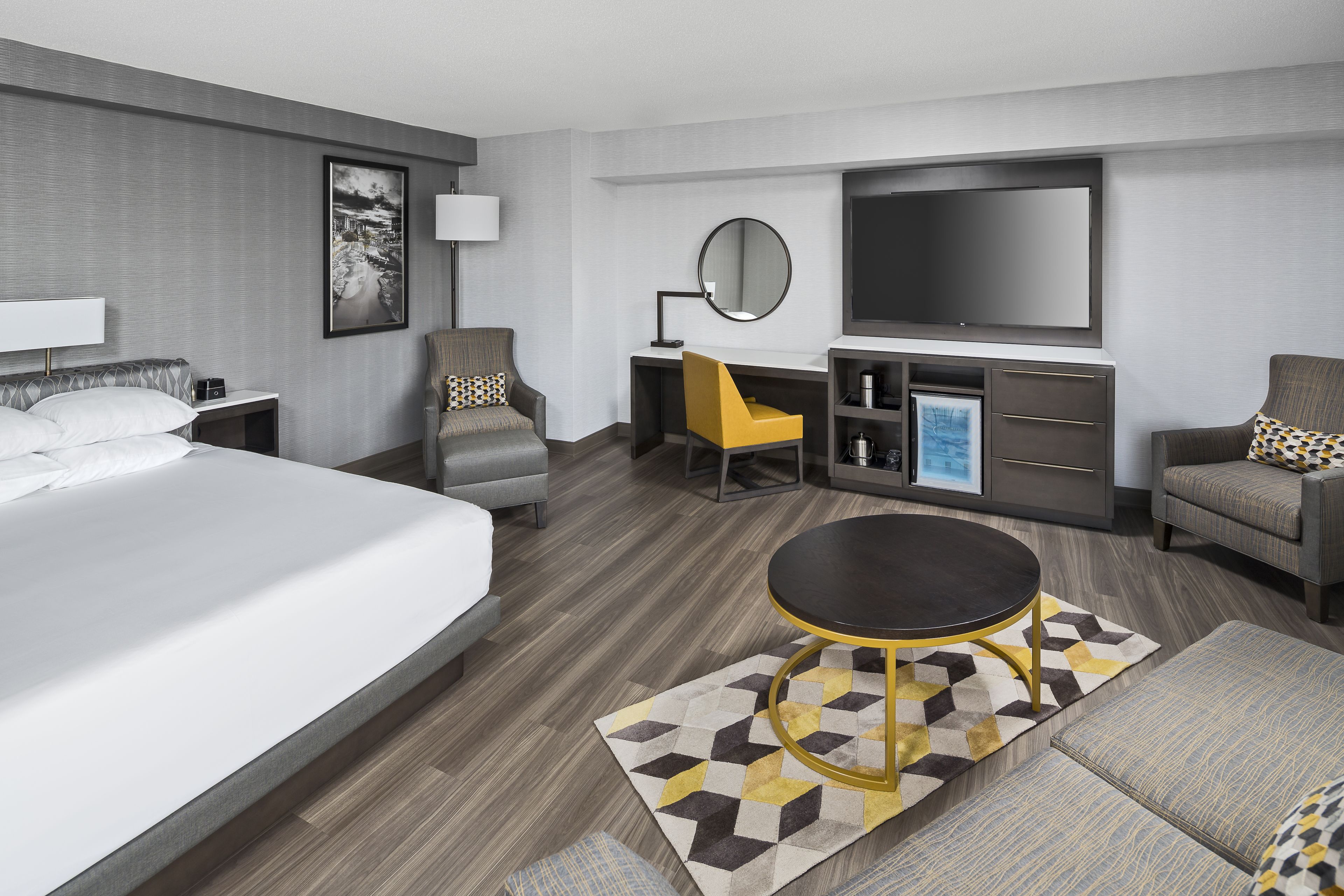 room, 1 king bed (main street view) | premium bedding, down duvets, pillow-top beds, in-room safe