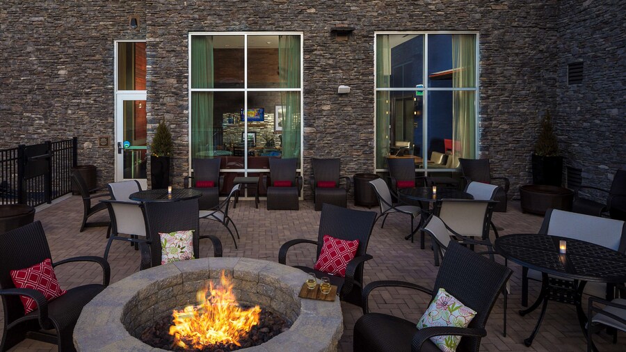 Hampton Inn & Suites Asheville Biltmore Village