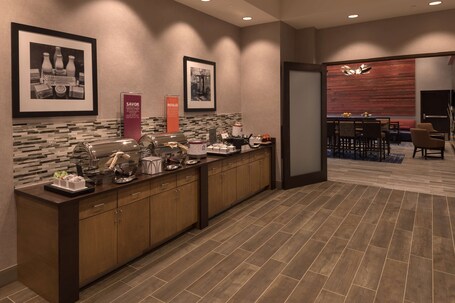 Hampton Inn Suites Asheville Biltmore Village - Image 32