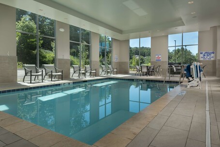 Hampton Inn Suites Asheville Biltmore Village - Image 6