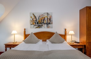 Standard Double Room | Egyptian cotton sheets, premium bedding, minibar, in-room safe