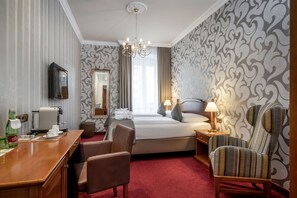 Superior Double Room | 1 bedroom, Egyptian cotton sheets, premium bedding, minibar