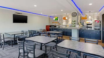 Free daily full breakfast