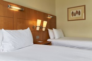 Standard Room, 2 Twin Beds | 1 bedroom, in-room safe, desk, laptop workspace