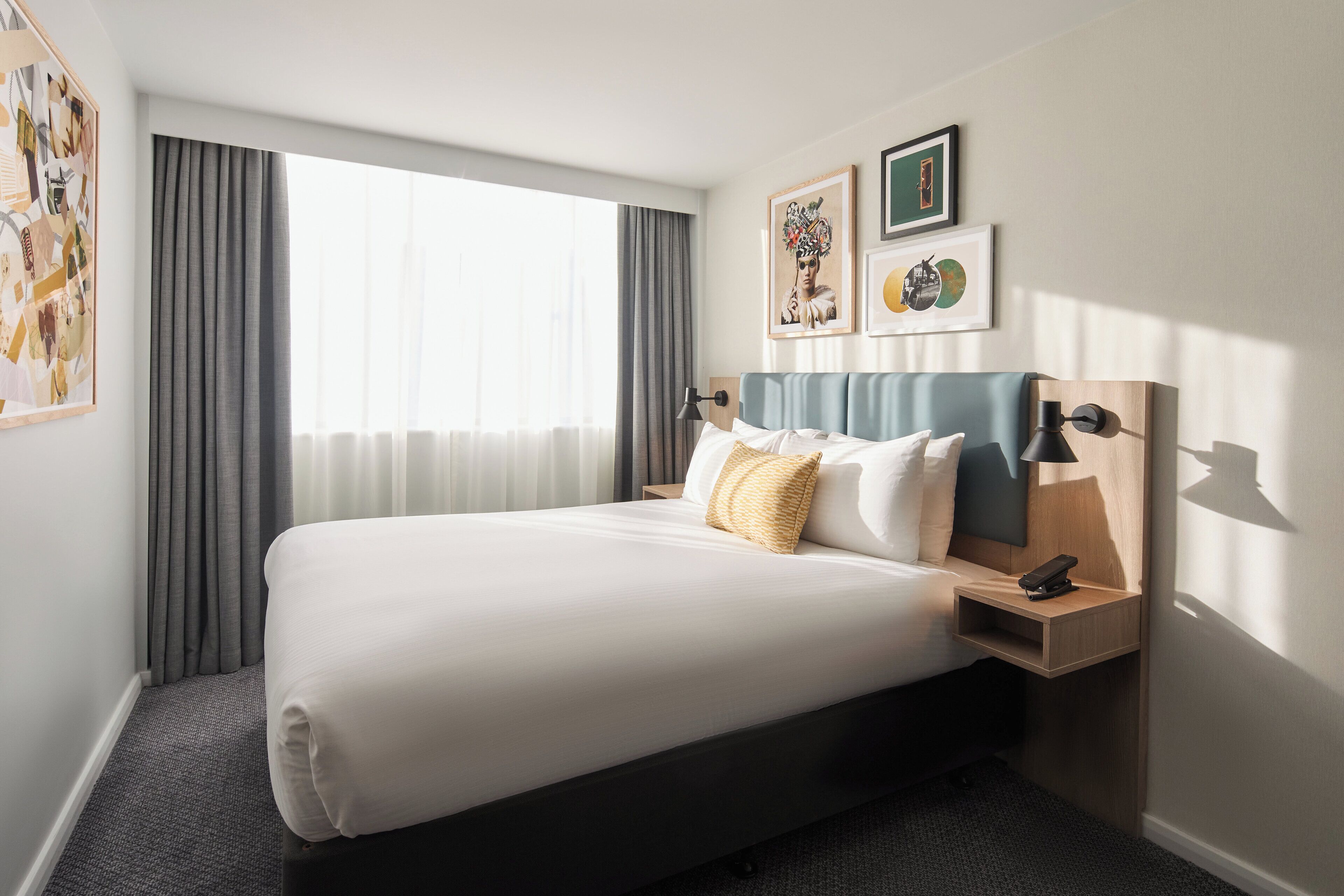 Standard Room | In-room safe, desk, laptop workspace, blackout drapes