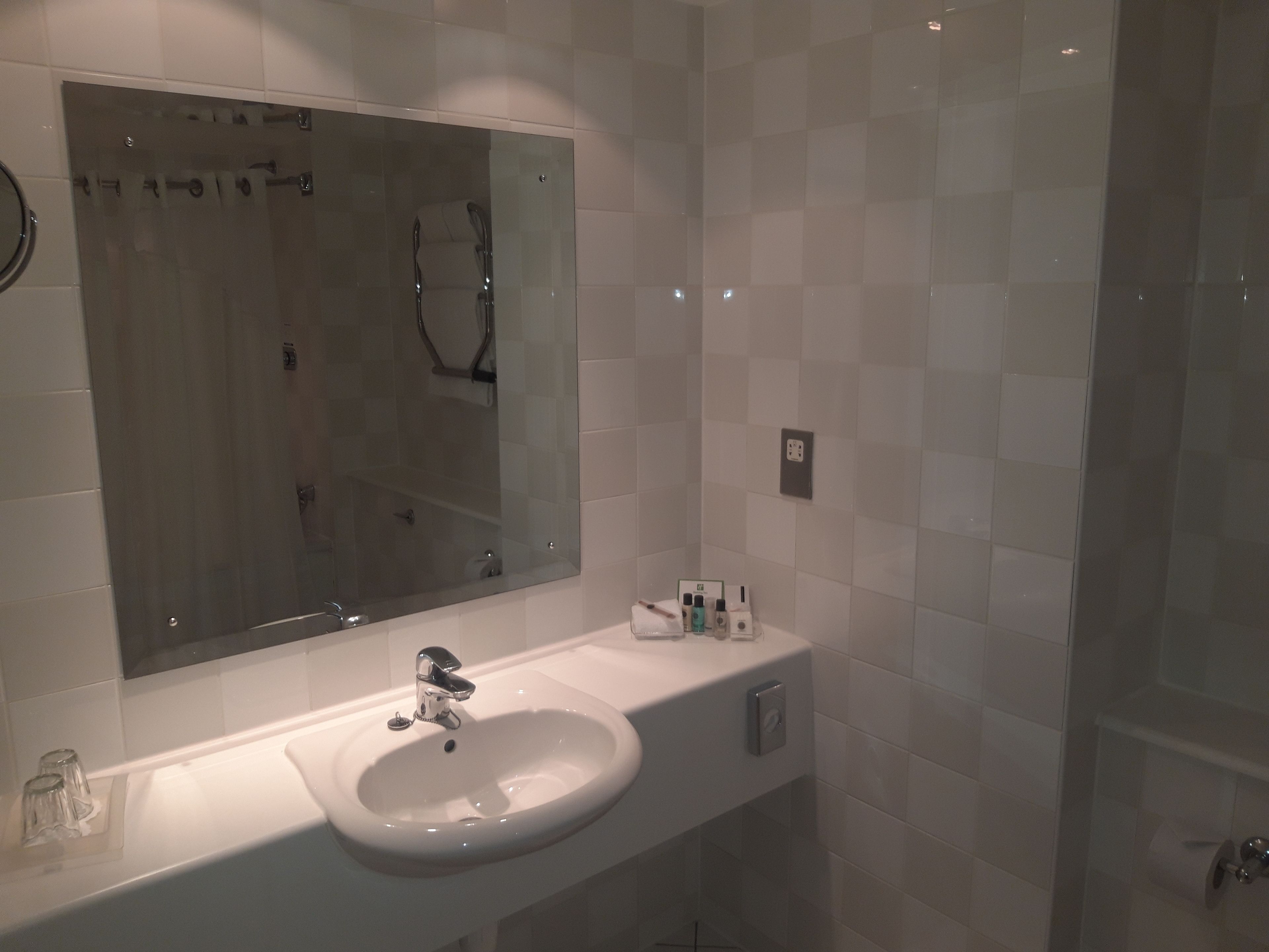 Photo - Holiday Inn London-Bloomsbury Hotel by IHG