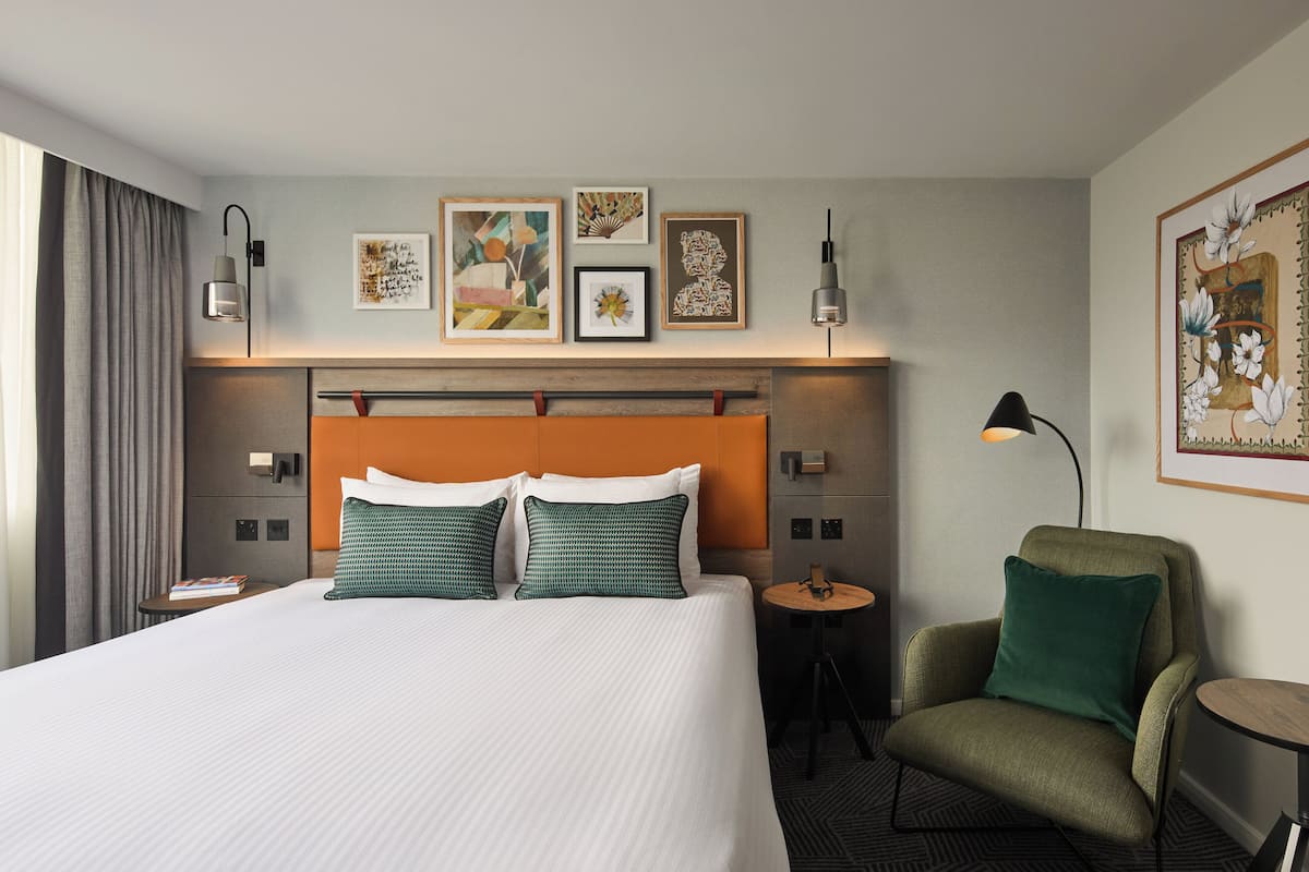 In-room safe, desk, laptop workspace, blackout curtains