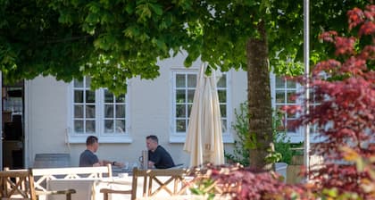 Hotel Knudsens Gaard