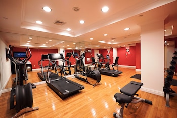 Fitness facility at The Michelangelo Hotel