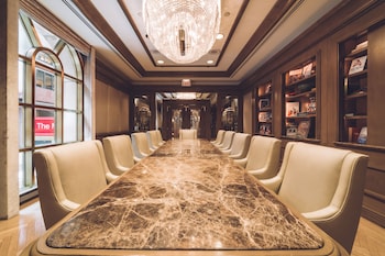 Meeting space at The Michelangelo New York