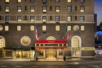 Hotel entrance at The Michelangelo Hotel