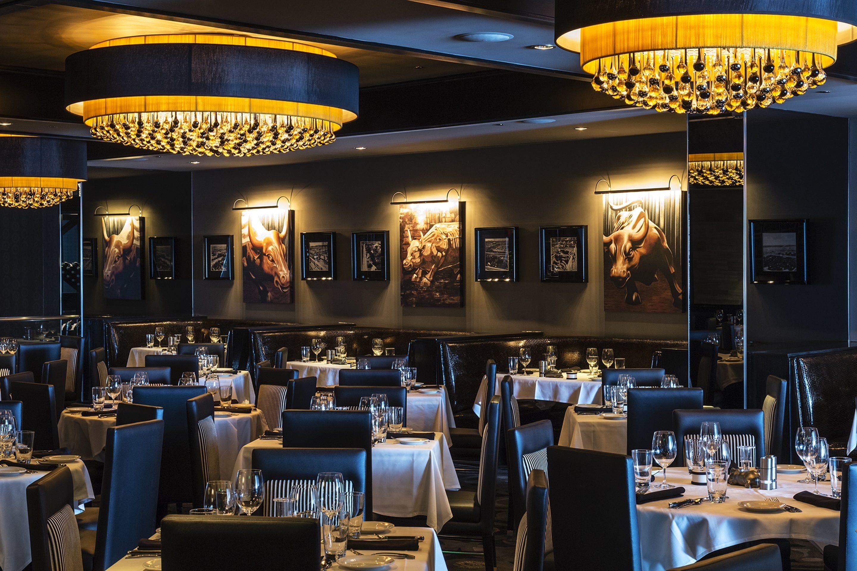 4 restaurants; breakfast, lunch, and dinner served