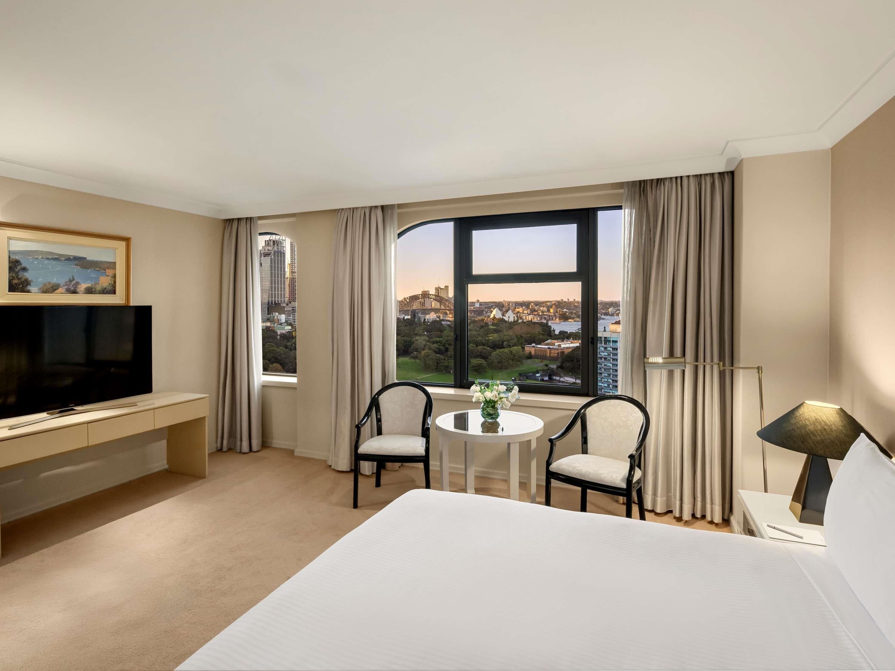 Suite presidencial, 1 cama King size | Caja de seguridad en la habitación y escritorio 