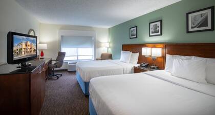 Days Inn by Wyndham Greenville