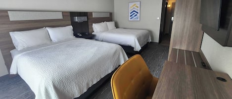 Bureau, fer et planche Ă repasser, Wi-Fi gratuit, draps fournis