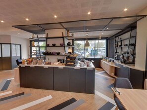 Daily buffet breakfast (EUR 17 per person)