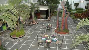 Desayuno a la carta todos los días (con cargo)