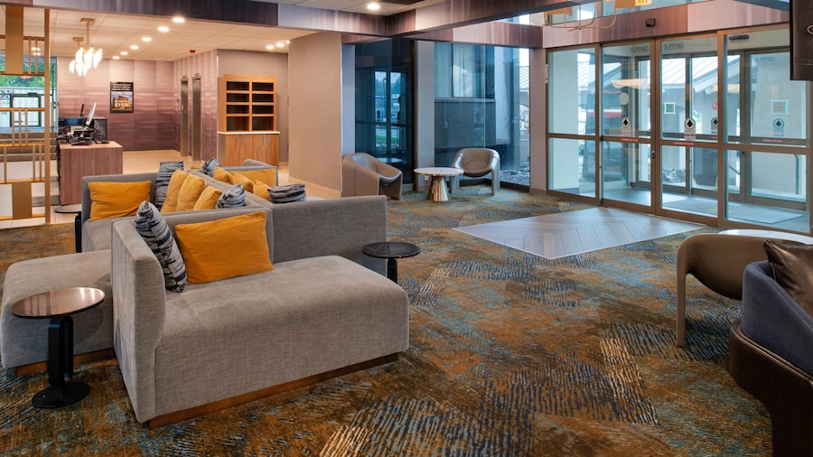La Quinta Inn & Suites by Wyndham Seattle Sea-Tac Airport