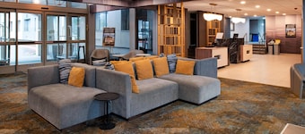 La Quinta Inn & Suites by Wyndham Seattle Sea-Tac Airport