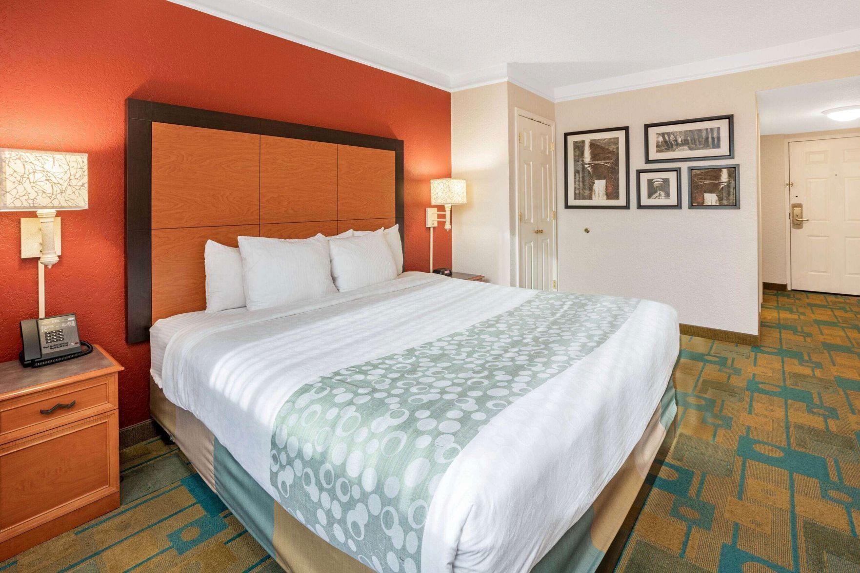 Premium bedding, pillowtop beds, desk, blackout drapes