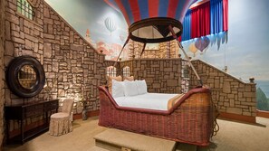 Suite, 1 Queen-Bett, Nichtraucher, Whirlpool | Hochwertige Bettwaren, Pillowtop-Betten, Zimmersafe