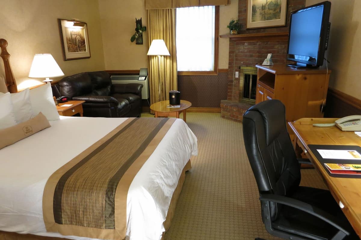 Hochwertige Bettwaren, Pillowtop-Betten, Zimmersafe