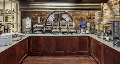Best Western Fireside Inn