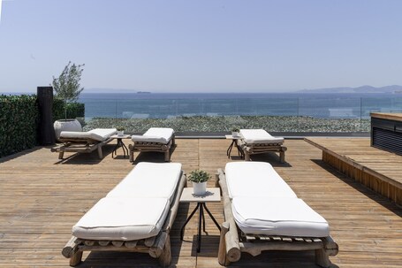 Coral Hotel Athens - Image 4