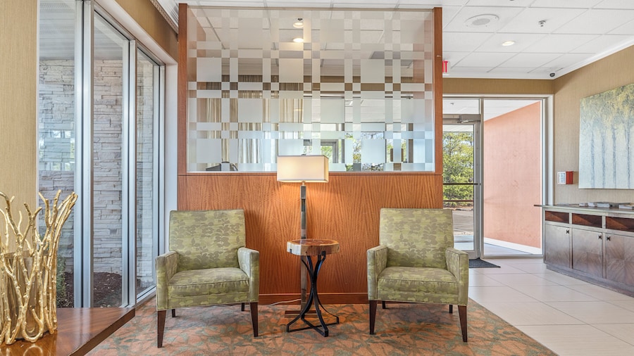 Forest Park Hotel by MDR