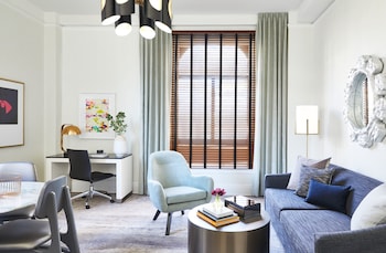 Suite (Sutter) | 1 bedroom, premium bedding, pillowtop beds, in-room safe at Galleria Park Hotel