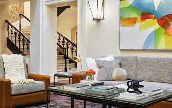 Hotel entrance and lobby at Galleria Park Hotel