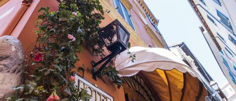 Façade de l’hébergement