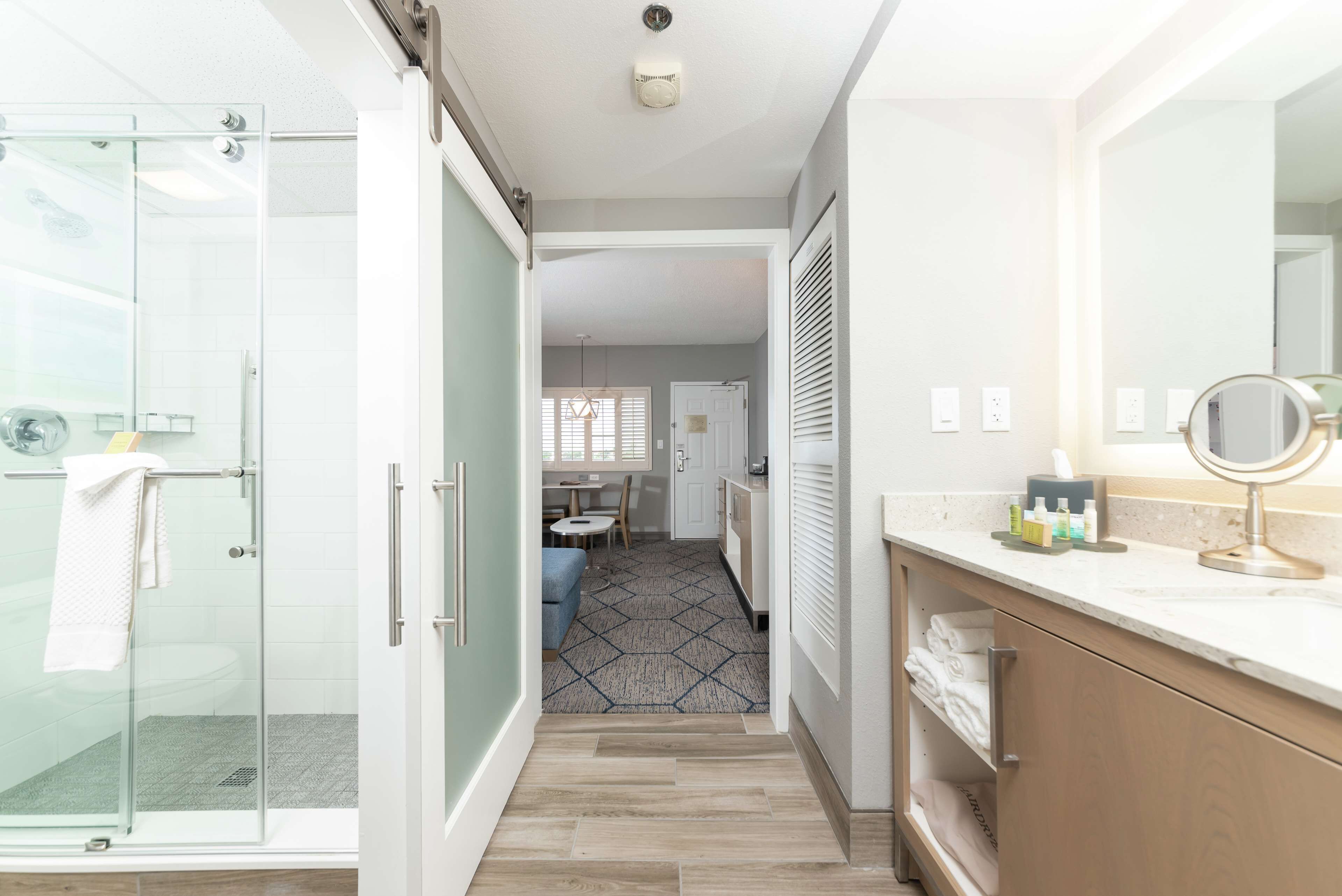 1 bedroom, premium bedding, down duvets, in-room safe