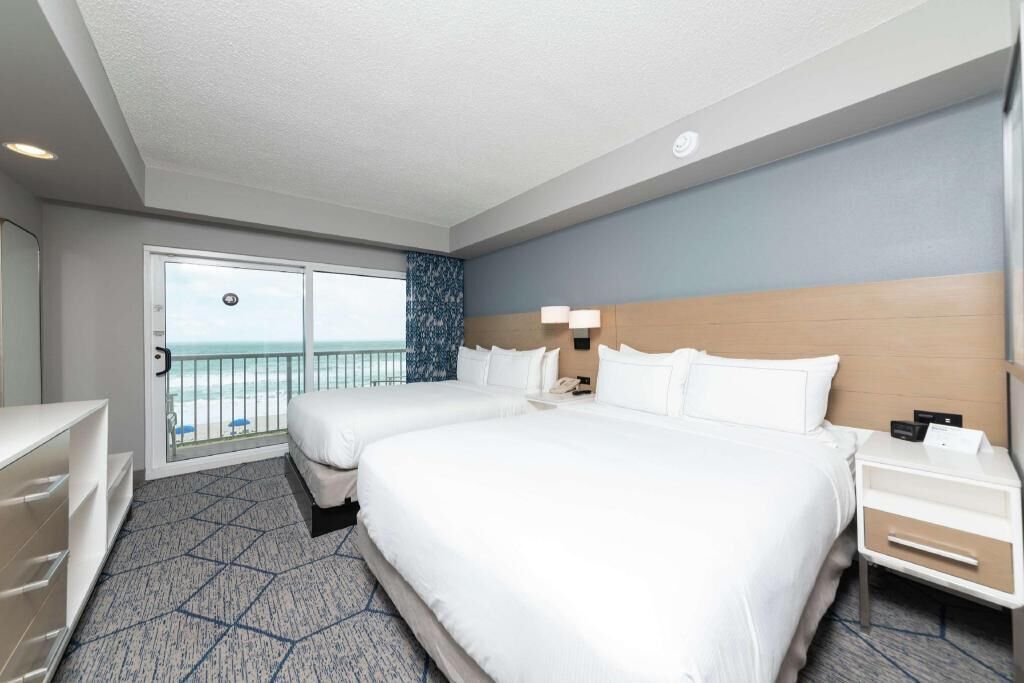 1 bedroom, premium bedding, down duvets, in-room safe