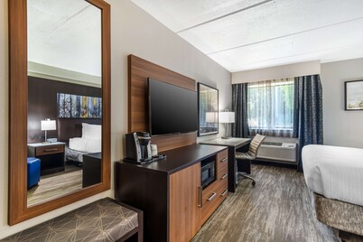 Best Western Atlanta-Marietta Ballpark Hotel