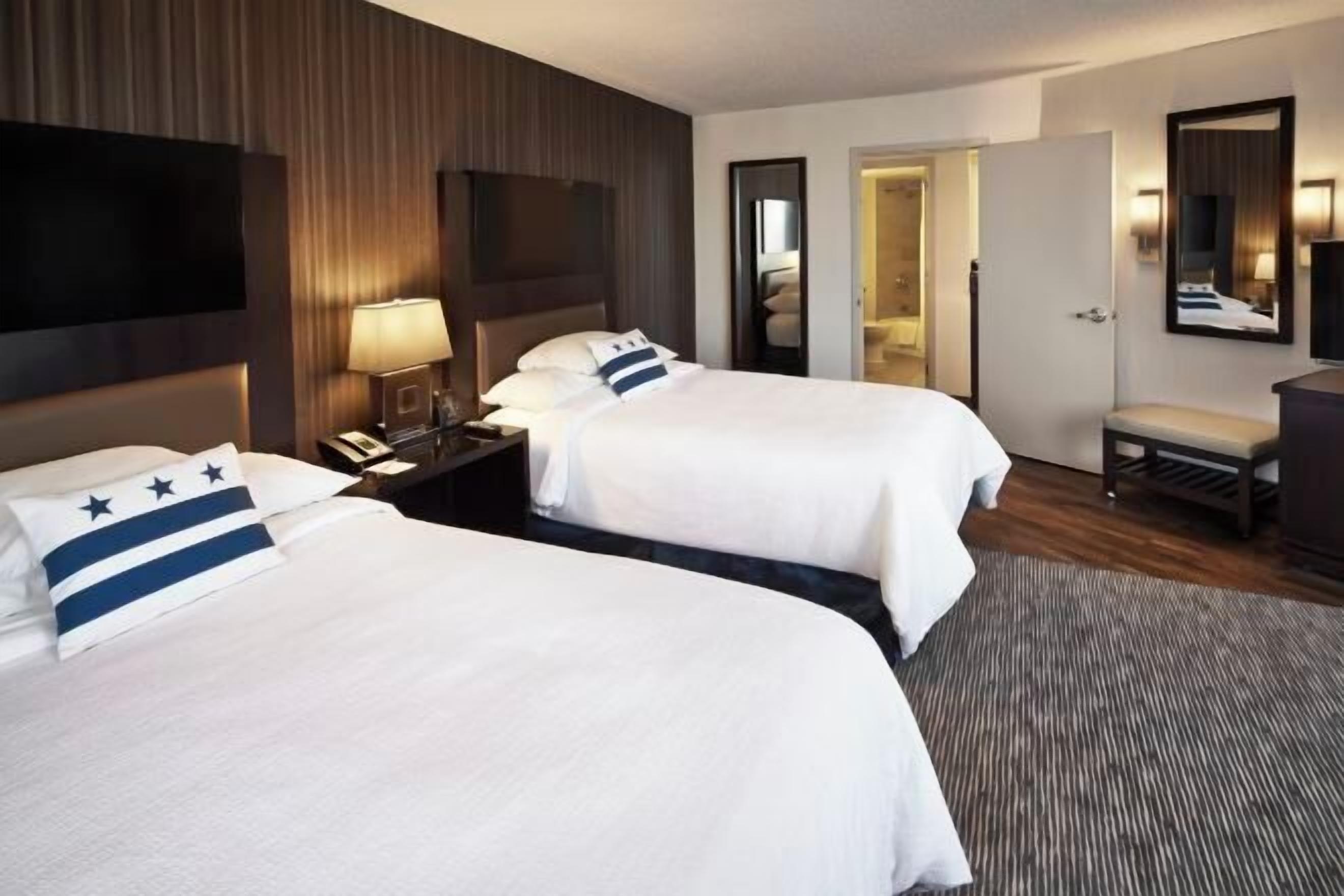 1 bedroom, premium bedding, pillow-top beds, in-room safe