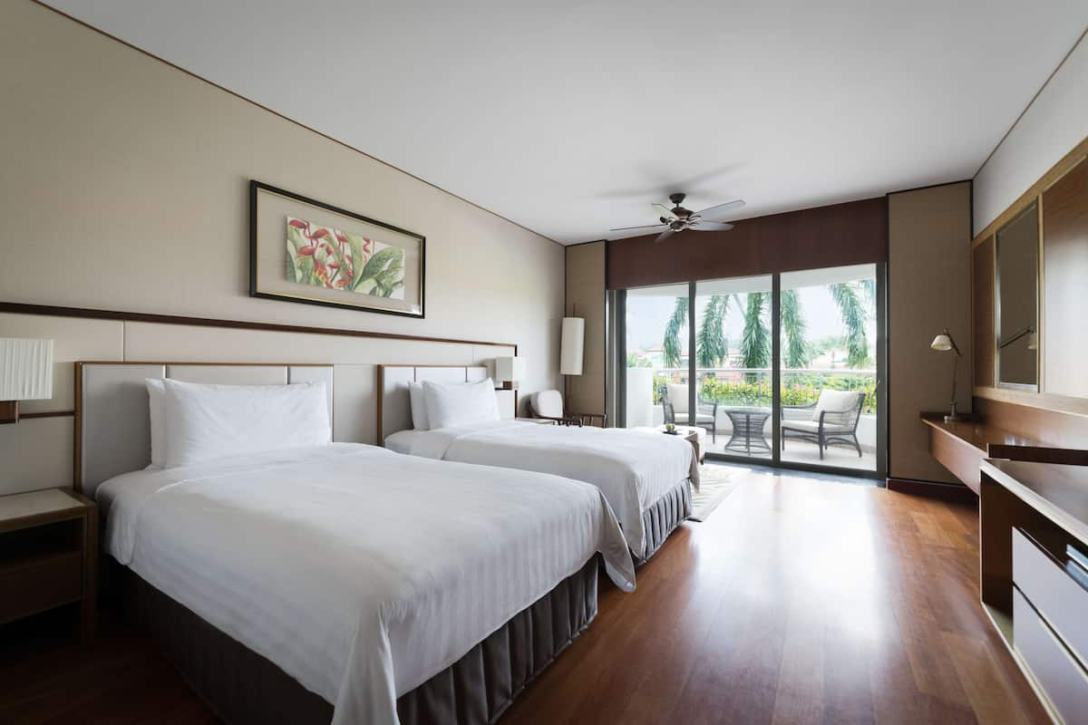 Garden Wing, Deluxe Room, 2 Twin Beds, City View | Premium bedding, minibar, in-room safe, individually decorated