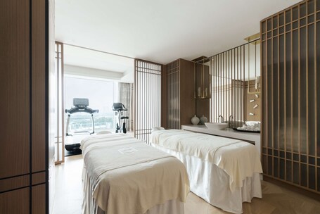 Shangri La Singapore - Image 8