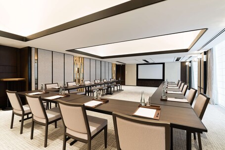 Shangri La Singapore - Image 41