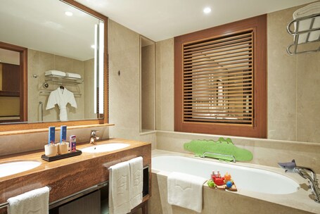 Shangri La Singapore - Image 103
