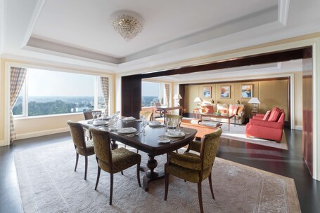 Shangri La Singapore - Image 172