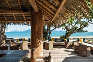 4 restaurants, breakfast, lunch served; local and international cuisine 